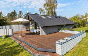 Gorgeous Home In Ørsted With Wifi